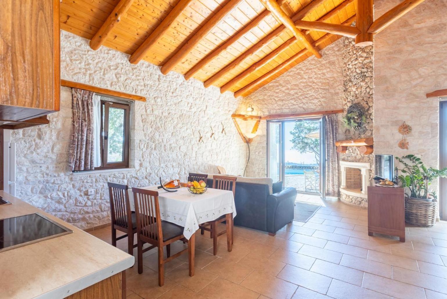 Villa Nionios Vlachopoulatika Exterior photo